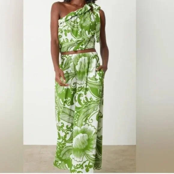 NWT Velvet by Graham and Spencer NWT Sz XL Juliana Skirt and Top in Green Floral - Picture 16 of 16